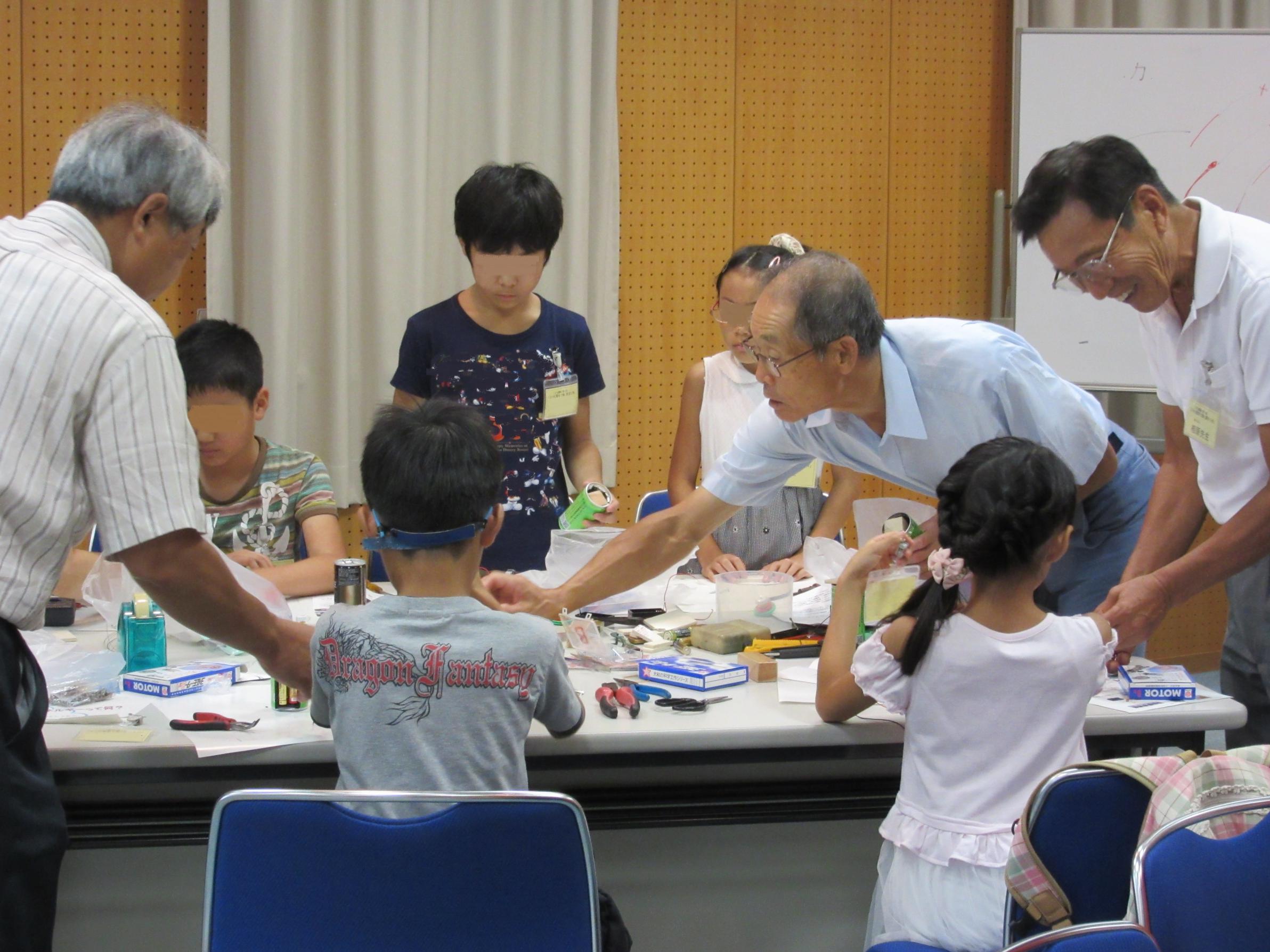 こども講座(1)2日目写真1